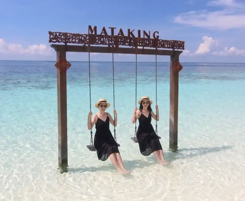 A beautiful day trip to Mataking Island with Jelly Sea Resort in the Semporna Islands area.